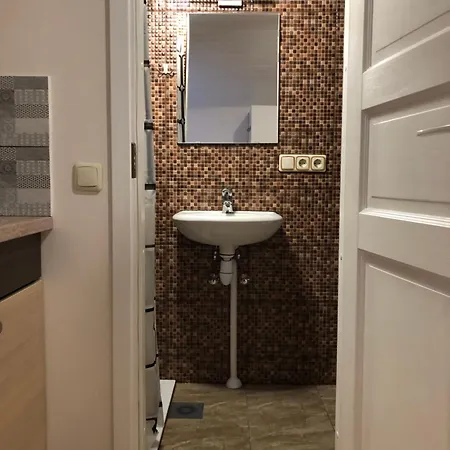 Nameliai Suaugusiems, Sventojoje